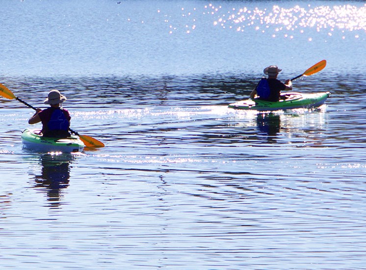 Kayak on Lake l Marinas Edge Apartments in Sparks NV